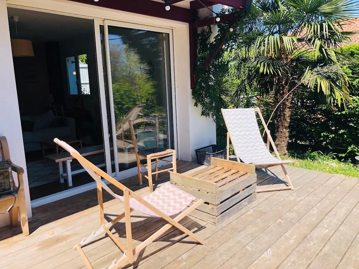 Maison Avec Jardin Et Piscine Arbonne Holiday home